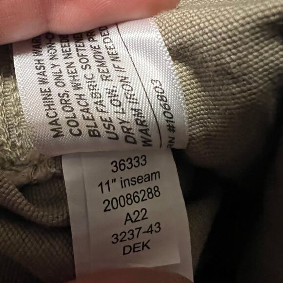 Duluth Shorts Mens 44 Flex Fire Hose Relaxed Cargo Light Brown Tan - Picture 8 of 11